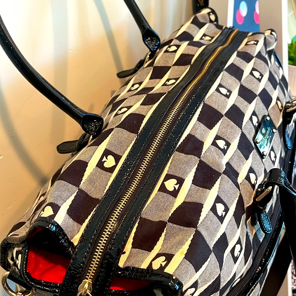 Kate Spade Black and White Checkered Travel Bag with storybook lining - Picture 9 of 14